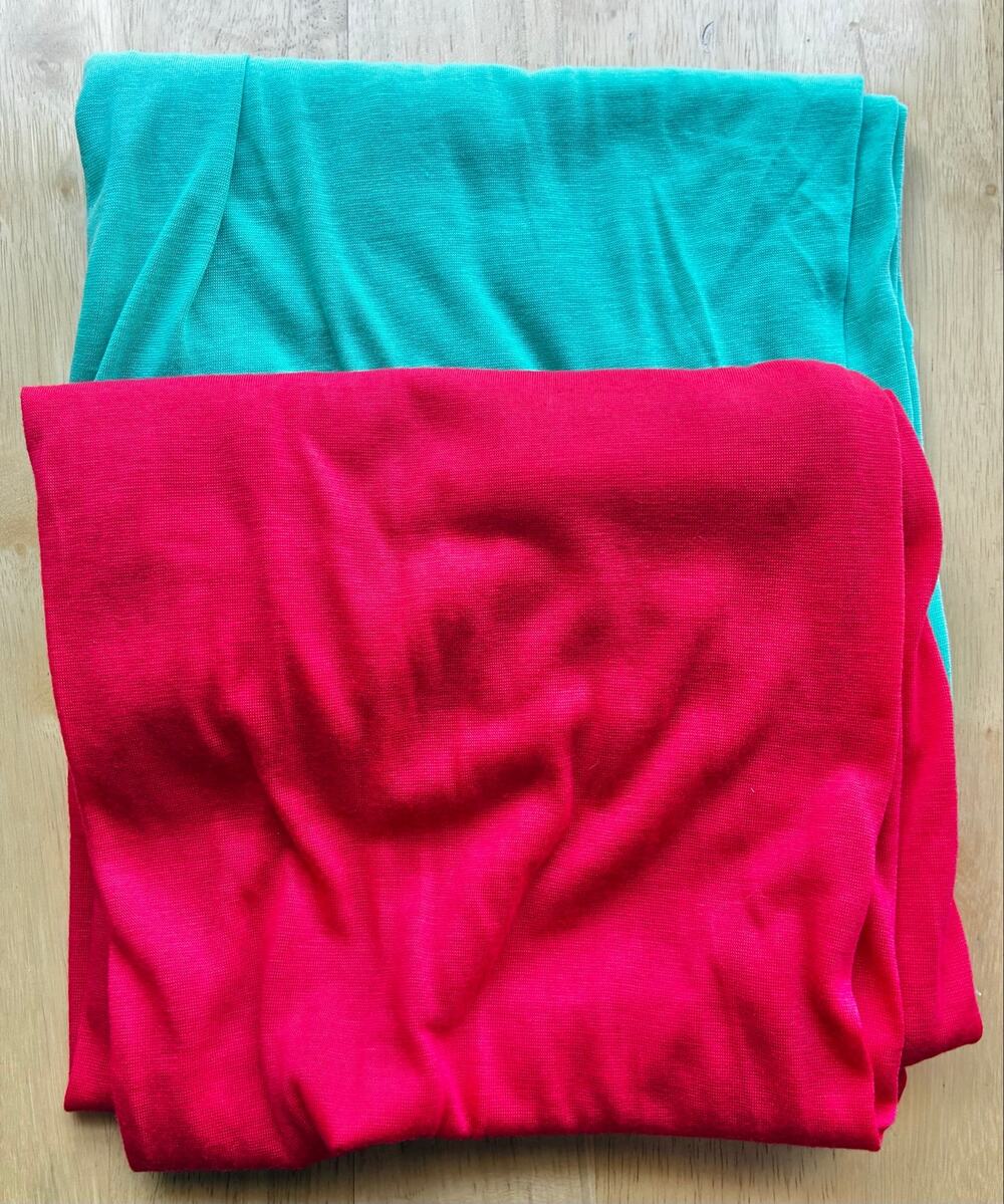 Infinity Scarf With Hidden Pocket Travel Leisure Red Green 2 Pack